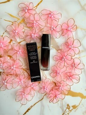 Chanel Rouge Allure Laque Liquid Lip Colour  83 Beige Secret AMAZING New